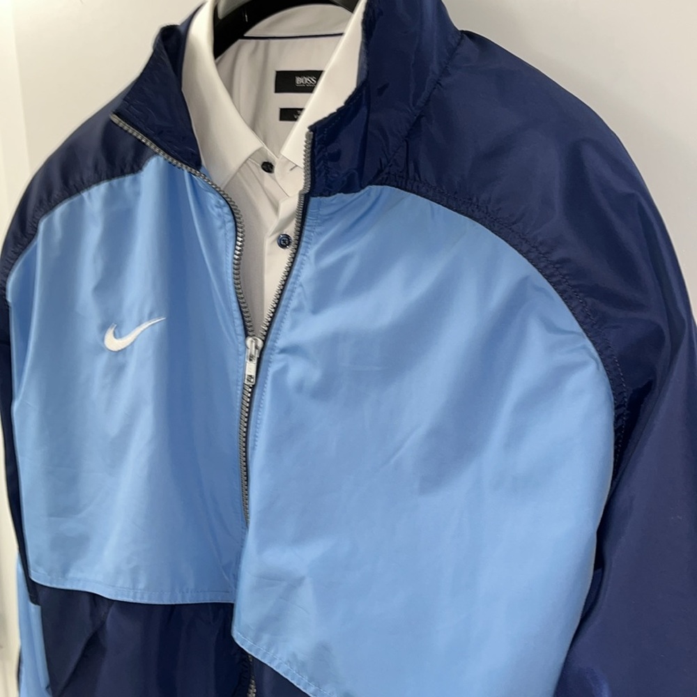 Nike Track Jacket Size XXL Excellent Used Condition. Fits Big